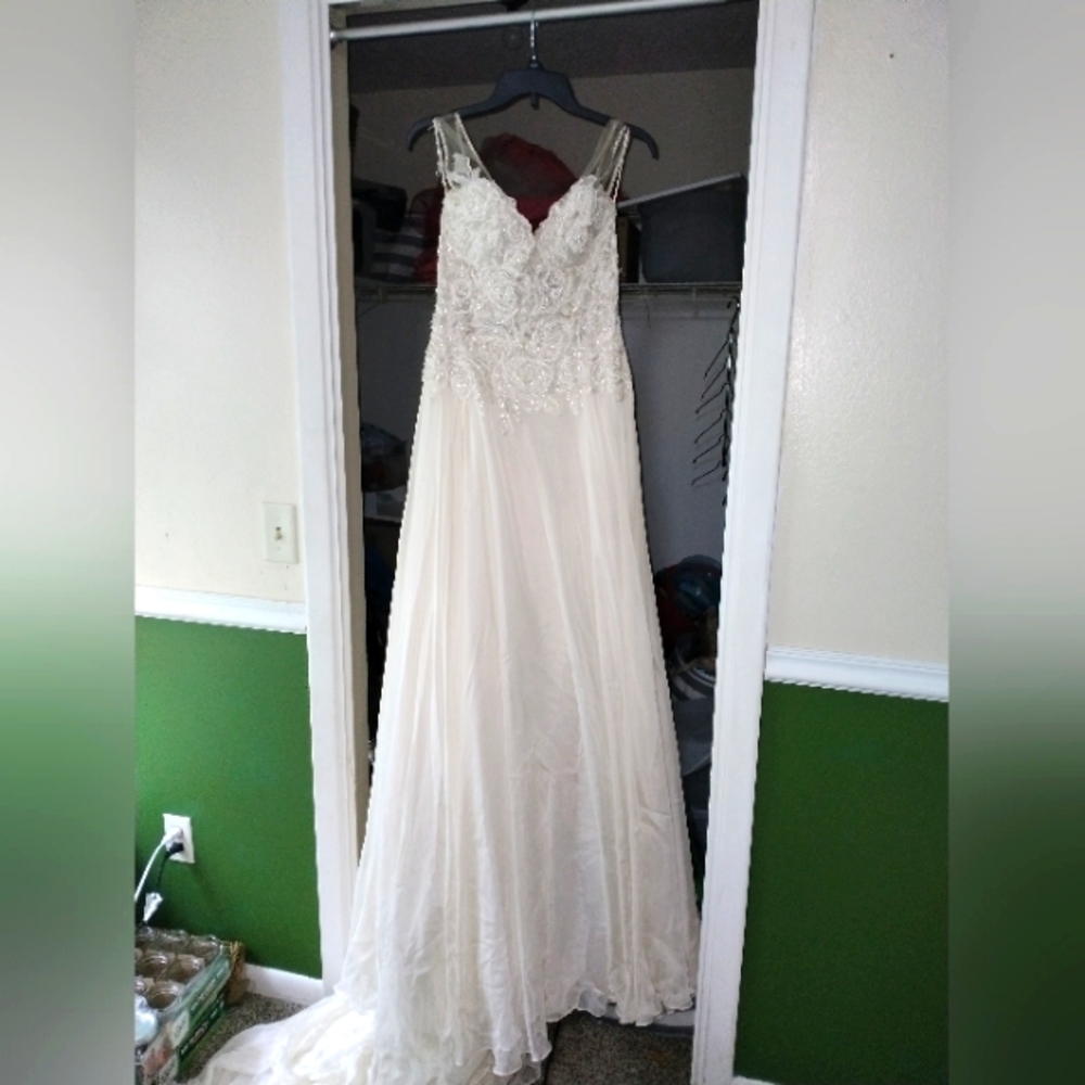 Wedding dress
